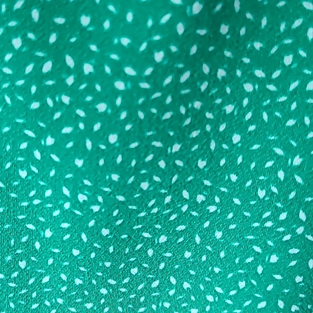 Top - Picture 4 of 4